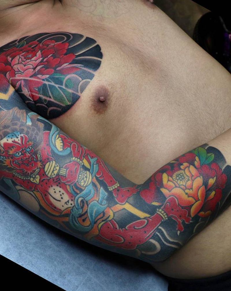 雷神纹身图片_手臂胸部老传统纹身图案