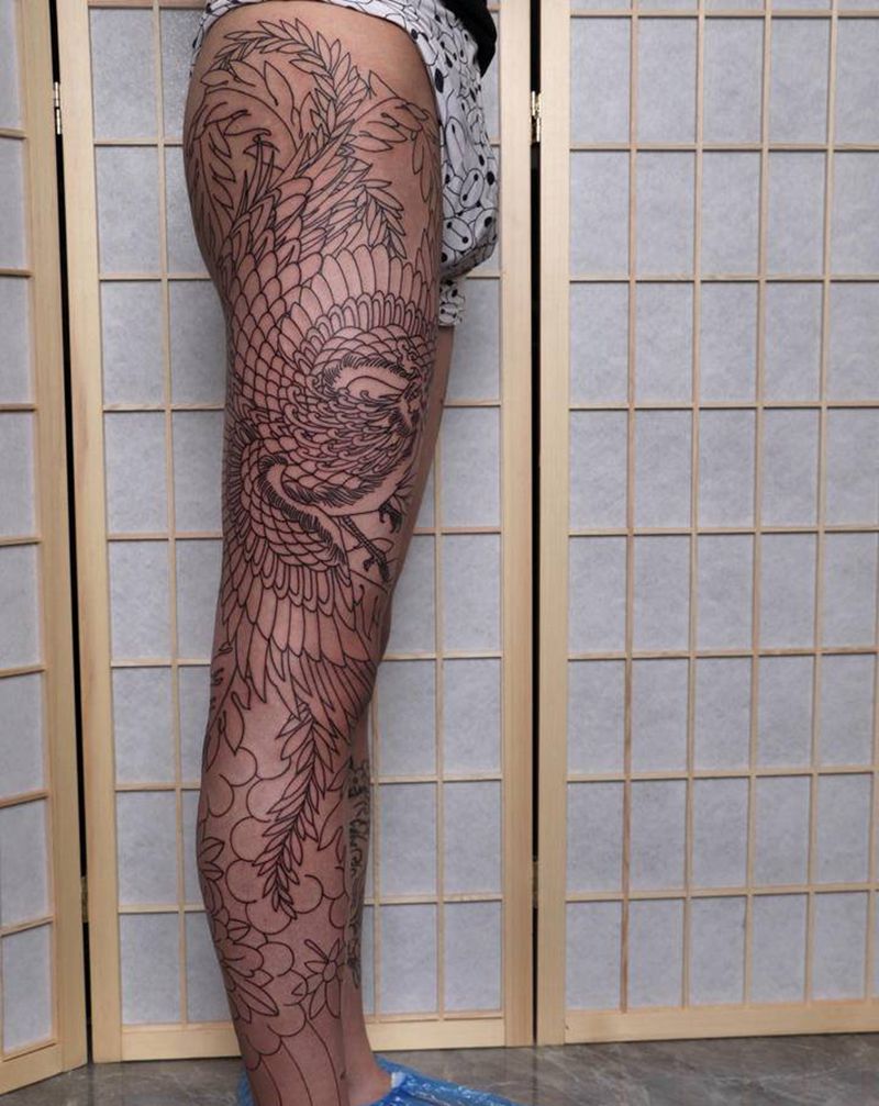 凤凰,基本功纹身图片_腿部老传统纹身图案