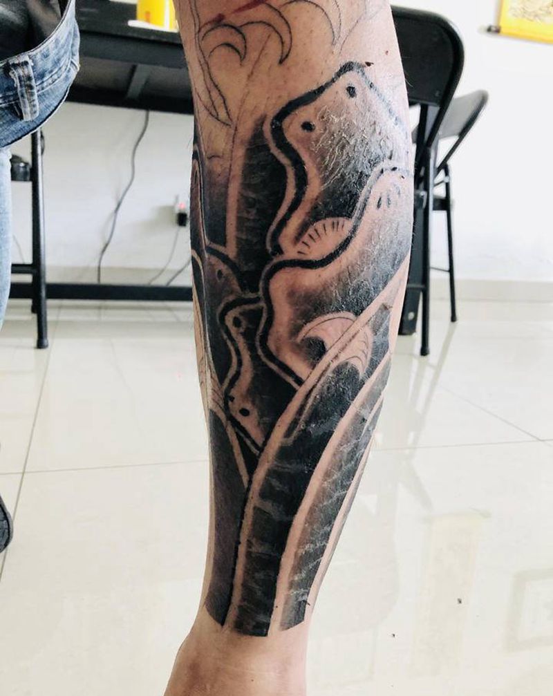 老传统花腿纹身图片_腿部老传统纹身图案