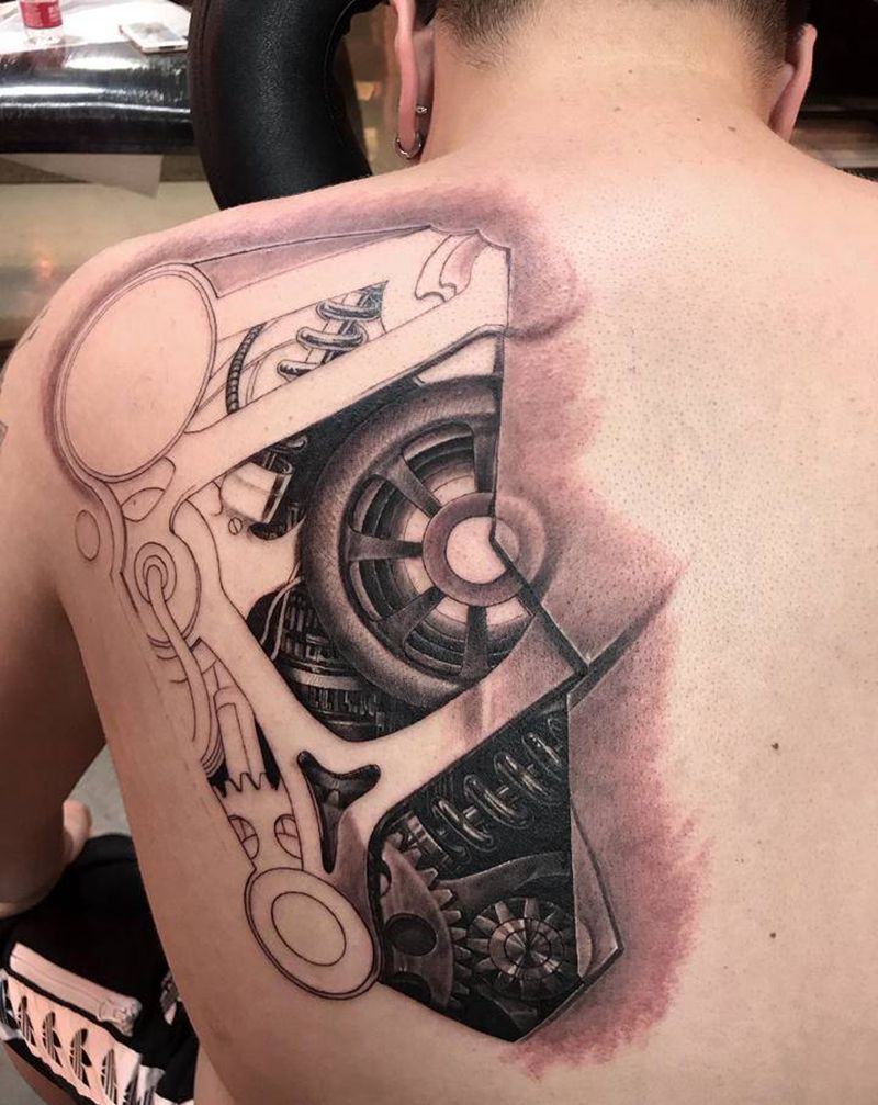 机械纹身图片_肩部欧美写实纹身图案