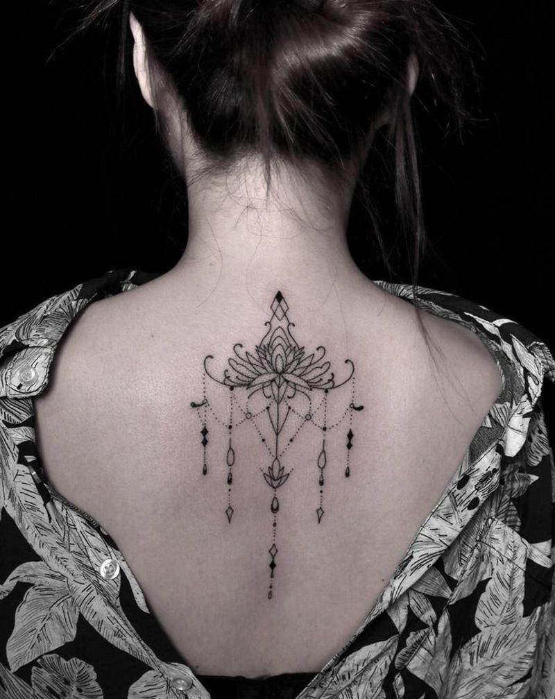 小图小清新纹身图片_肩部颈部New School水彩纹身图案