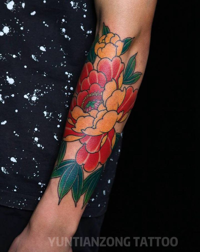 老传统牡丹纹身图片_手臂老传统纹身图案