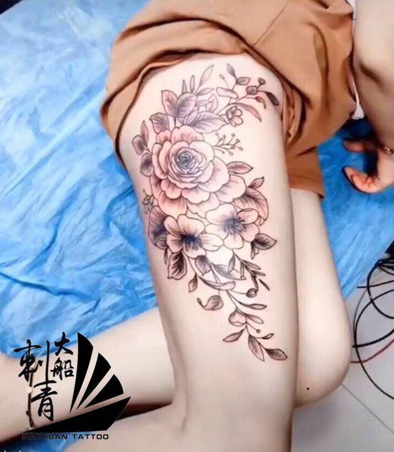 大腿素花纹身图片_腿部纹身图案