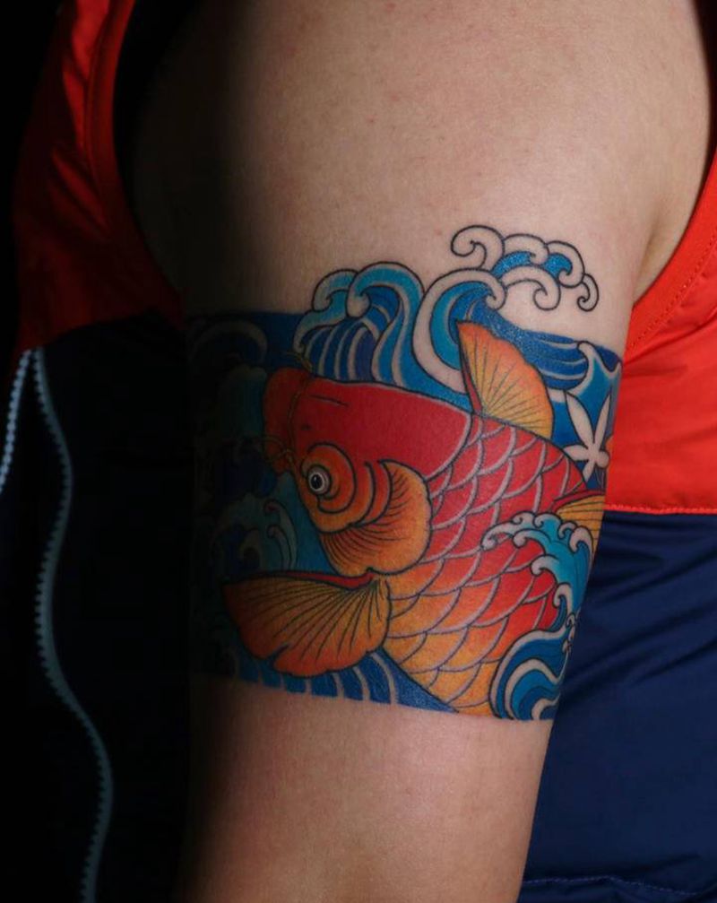 宽臂环纹身图片_手臂新传统老传统纹身图案