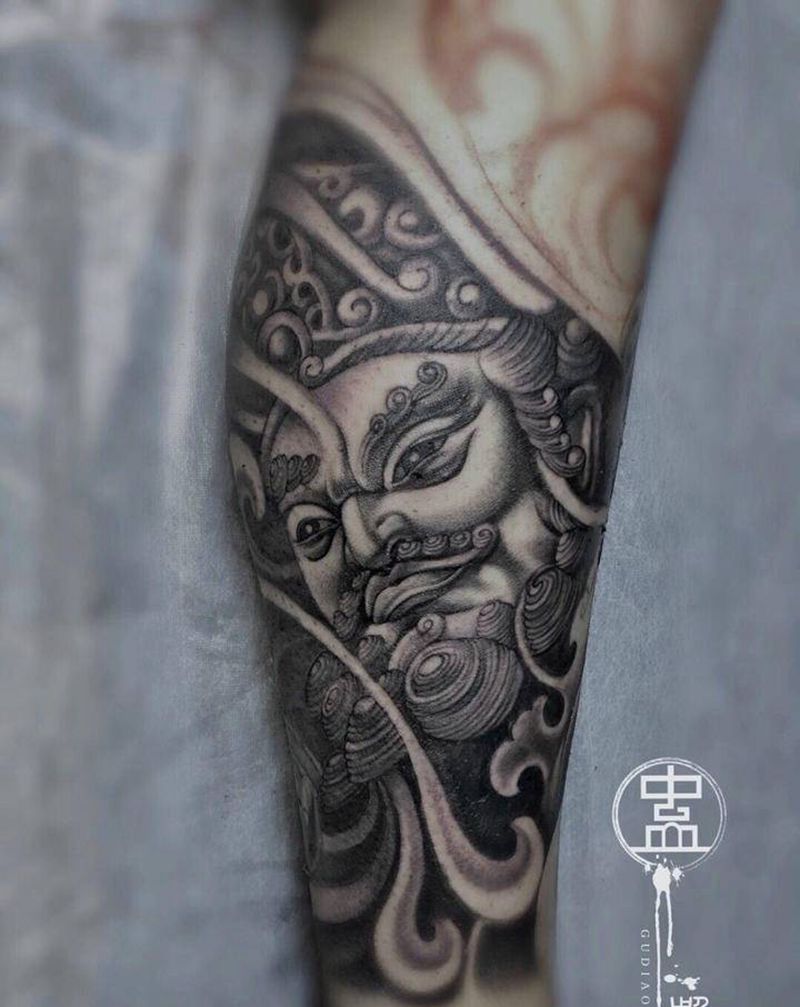 四大天王纹身图片_腿部新传统四大天王纹身图案