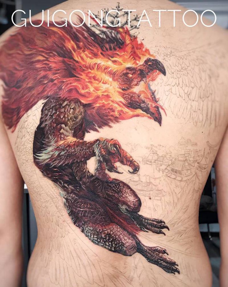 〈金乌〉纹身图片_背部欧美写实纹身图案