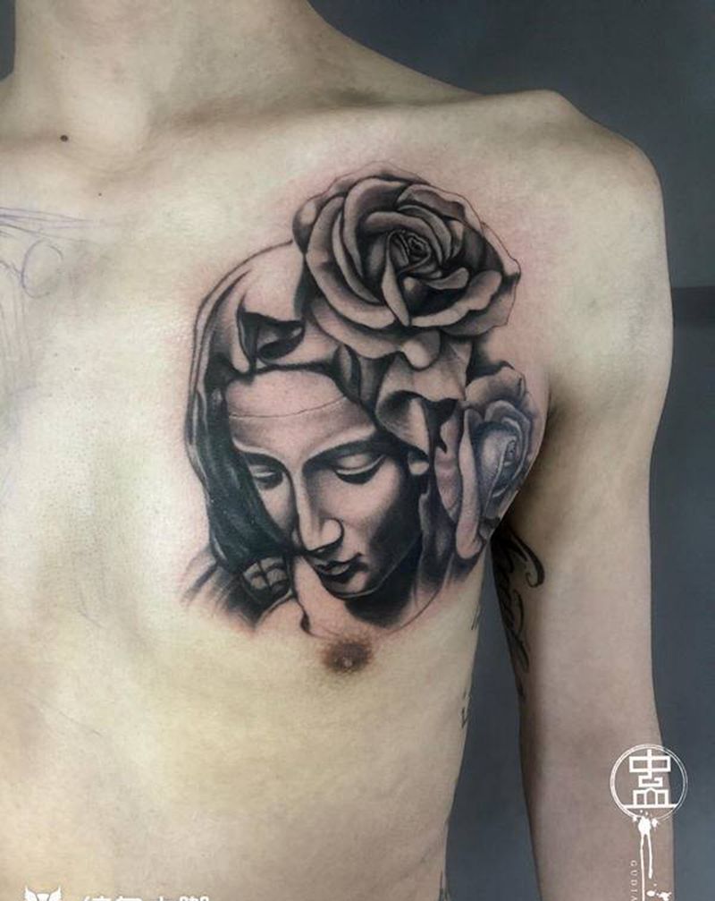 圣母纹身图片_胸部欧美写实圣母纹身图案