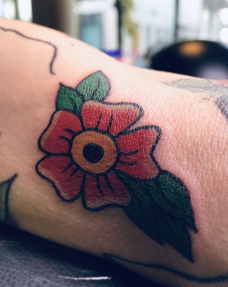 花✨纹身图片_手臂Old School纹身图案