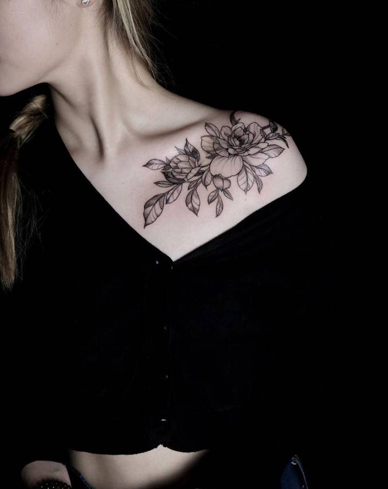 素花纹身图片_颈部点刺纹身图案