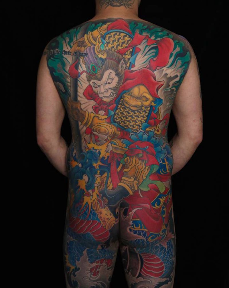 齐天大圣纹身图片_背部新传统纹身图案