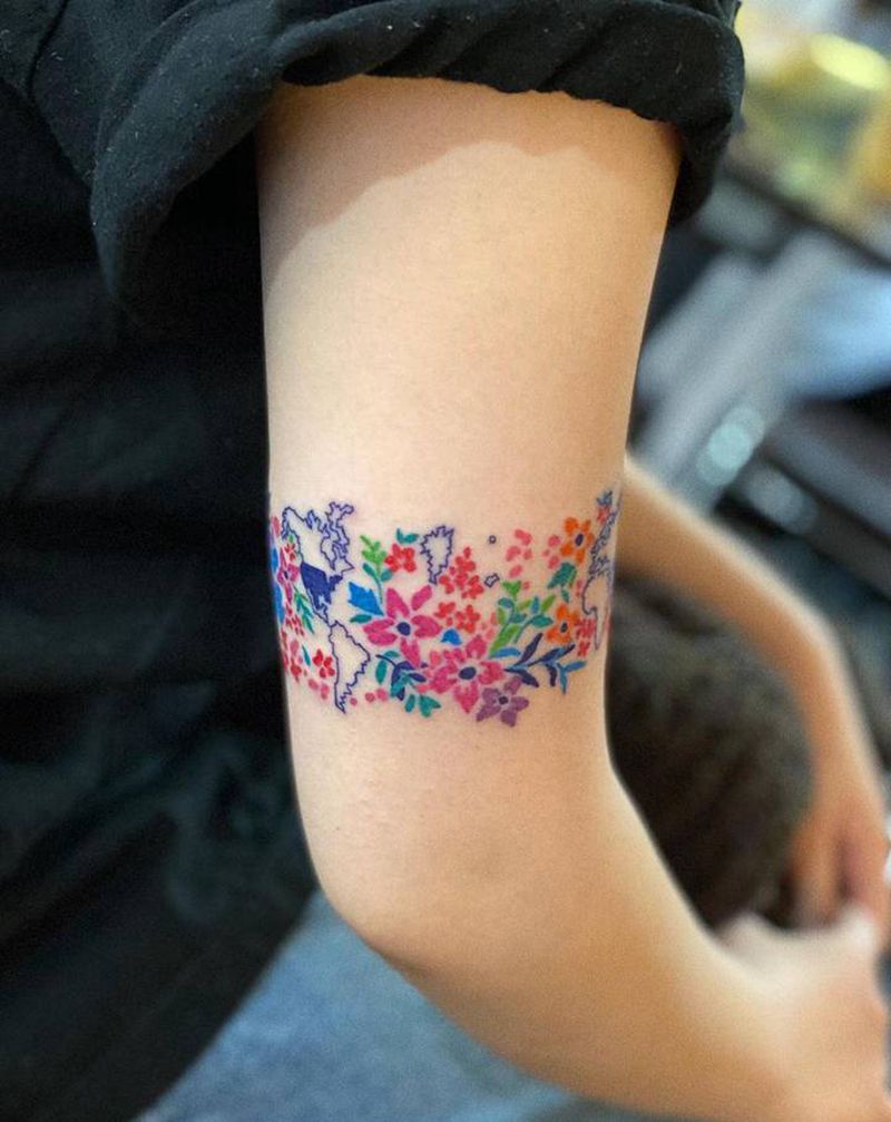 秘密花园纹身图片_手臂腿部几何水彩纹身图案