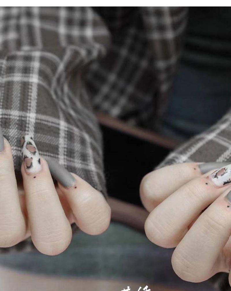 点点纹身图片_手部肩部几何点刺纹身图案