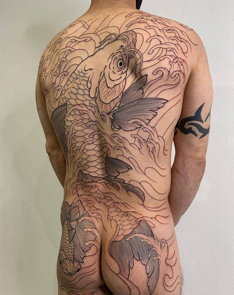 大鱼纹身图片_背部胸部老传统新传统纹身图案