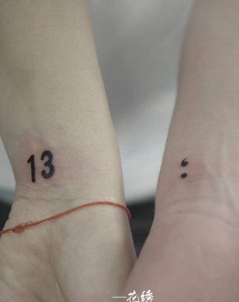 简单纹身图片_手部手臂点刺几何纹身图案