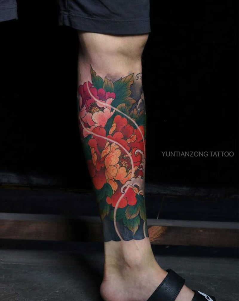 牡丹包小腿单侧纹身图片_腿部新传统纹身图案