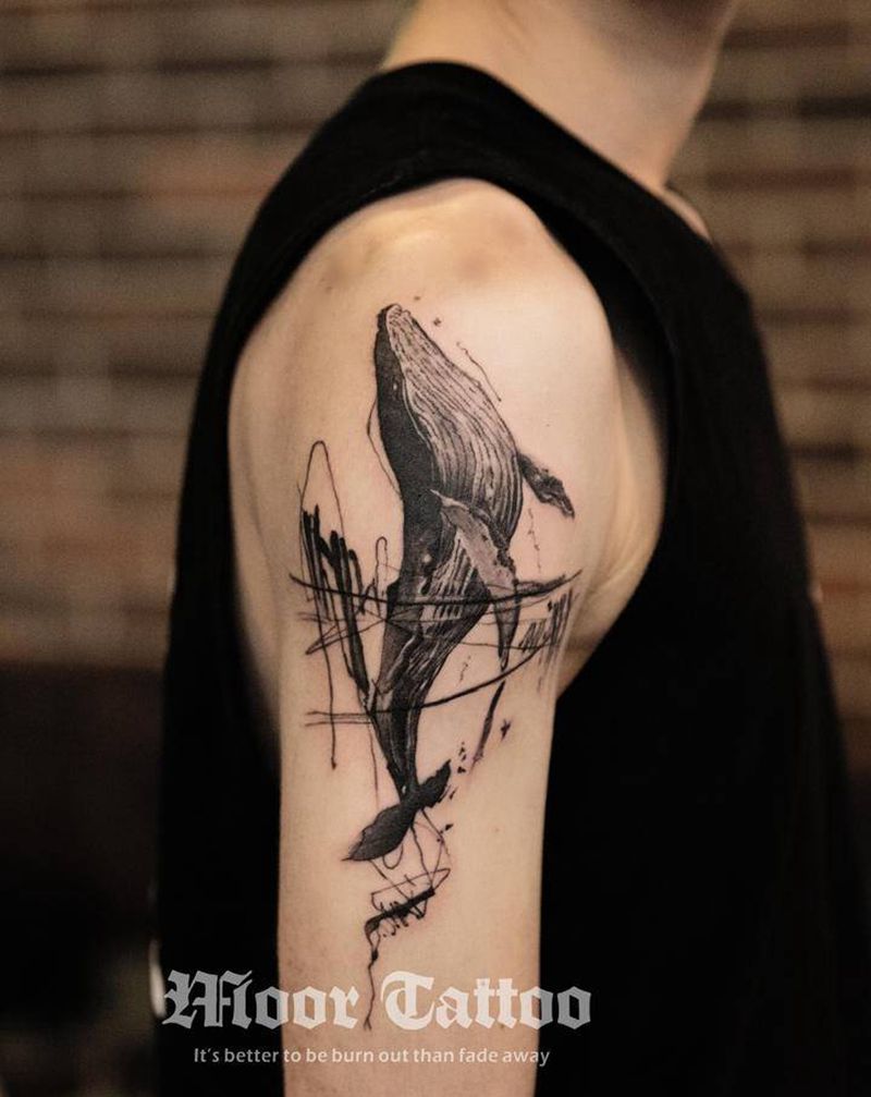 水墨鲸鱼纹身图片_手臂水墨纹身图案