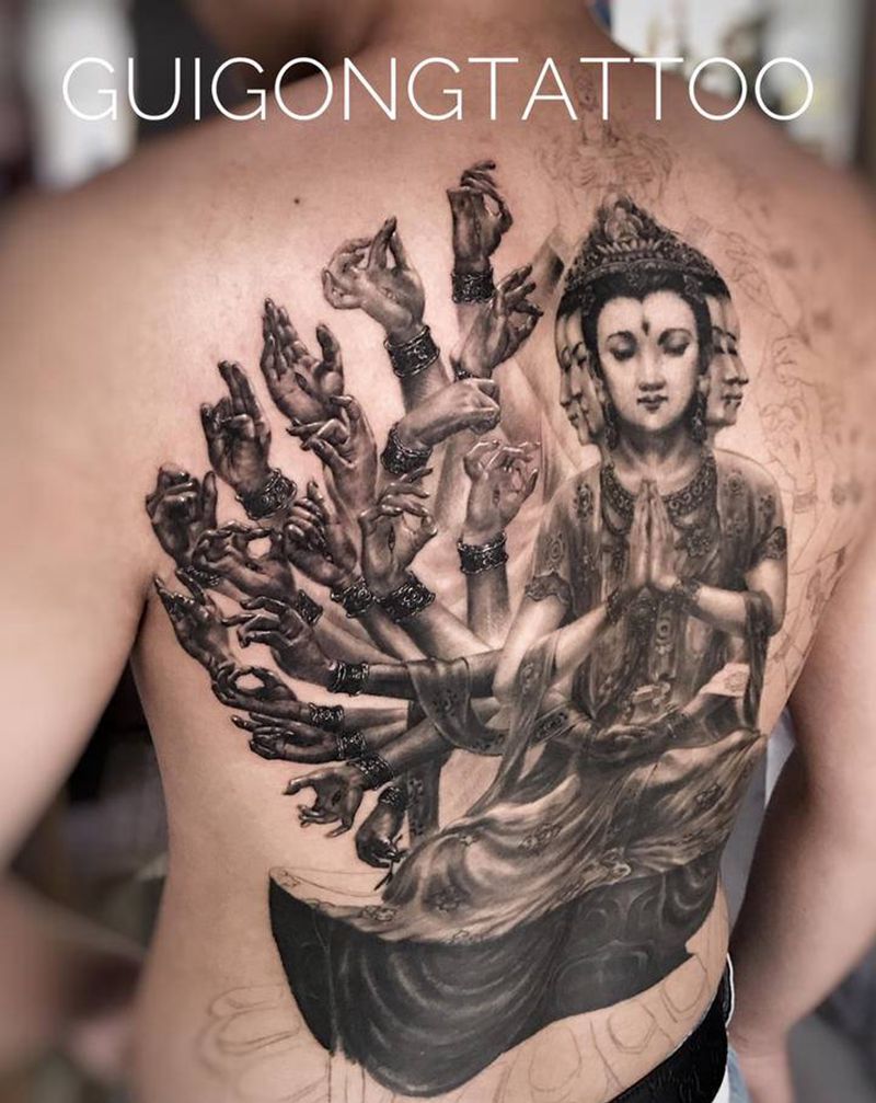 千手观音纹身图片_背部欧美写实纹身图案