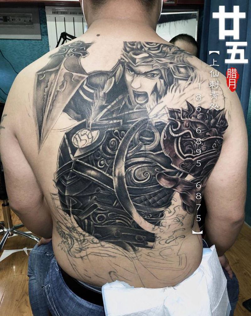 赵云纹身图片_背部腹部新传统赵云赵子龙常胜将军纹身图案