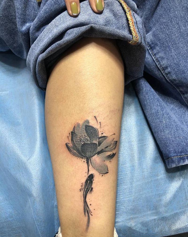 荷花纹身图片_水墨纹身图案