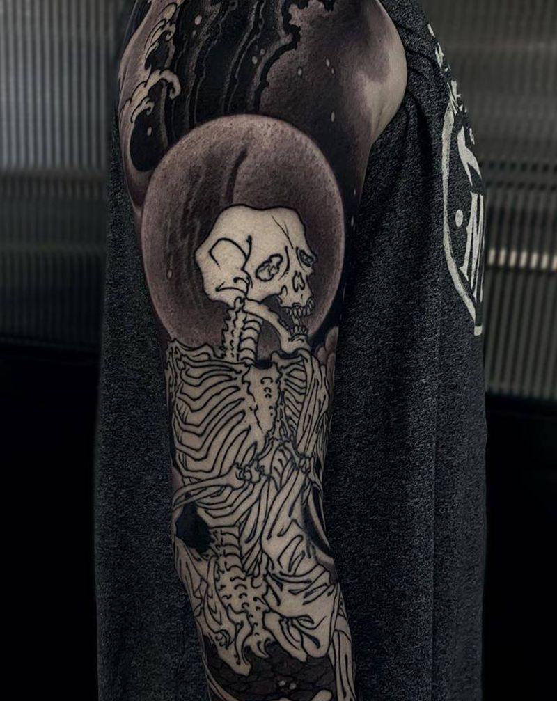 骷髅架子苦行僧纹身图片_手臂新传统纹身图案