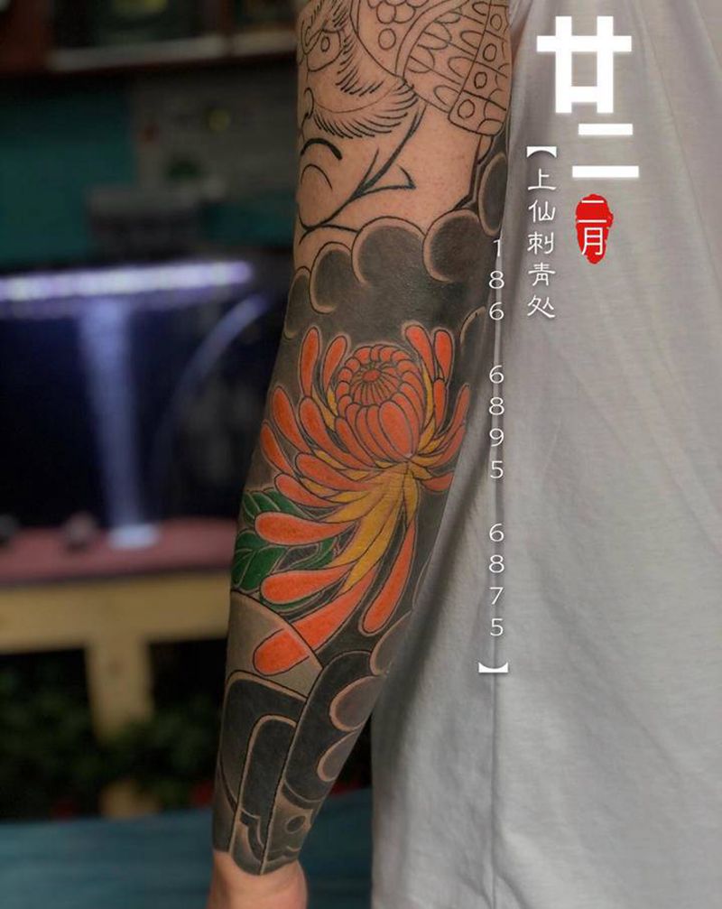 日式菊花纹身图片_手臂老传统日式 老传统菊花纹身图案
