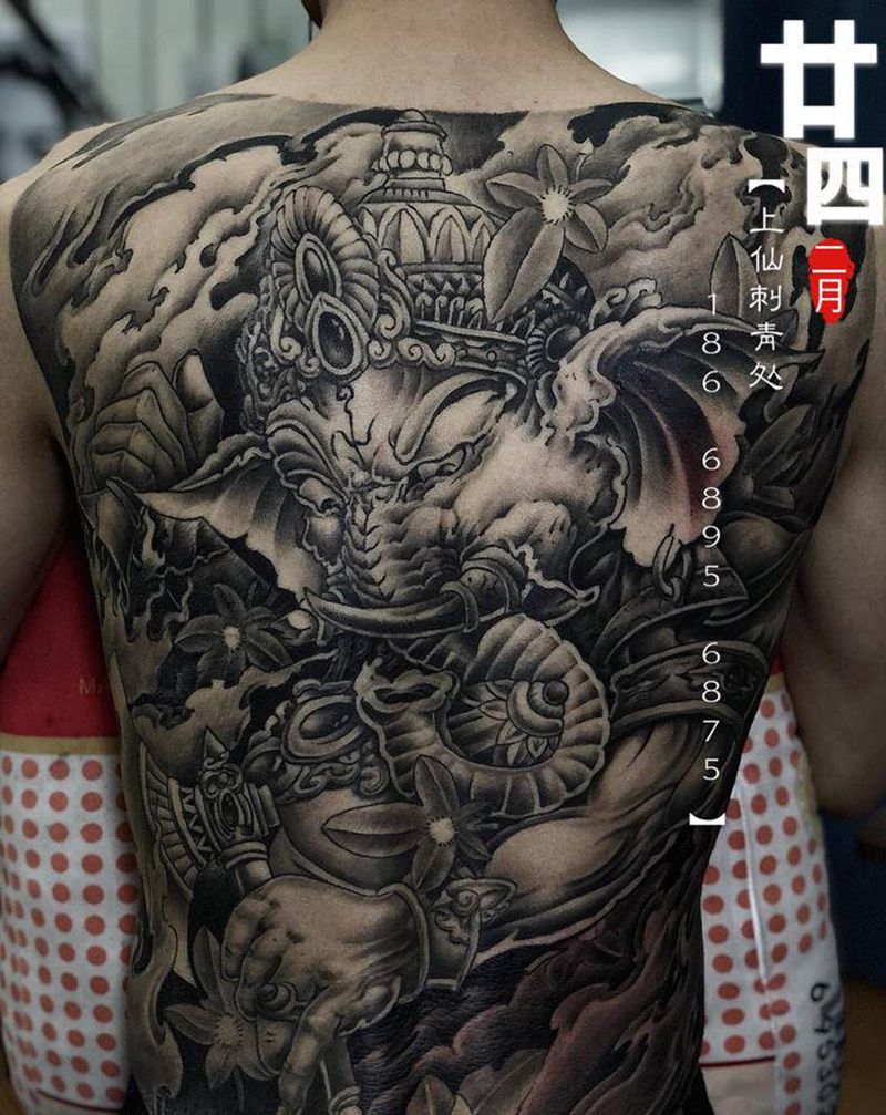 象神纹身图片_肩部胸部新传统欧美写实象神招财新传统纹身图案