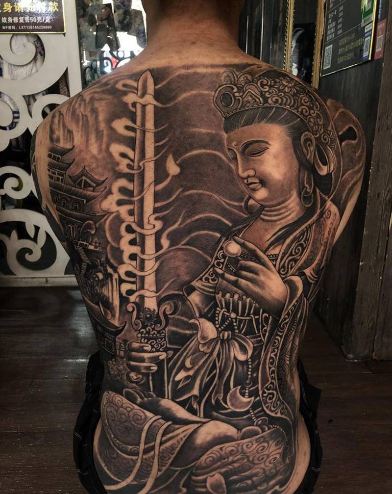 虚空藏菩萨纹身图片_背部老传统纹身图案