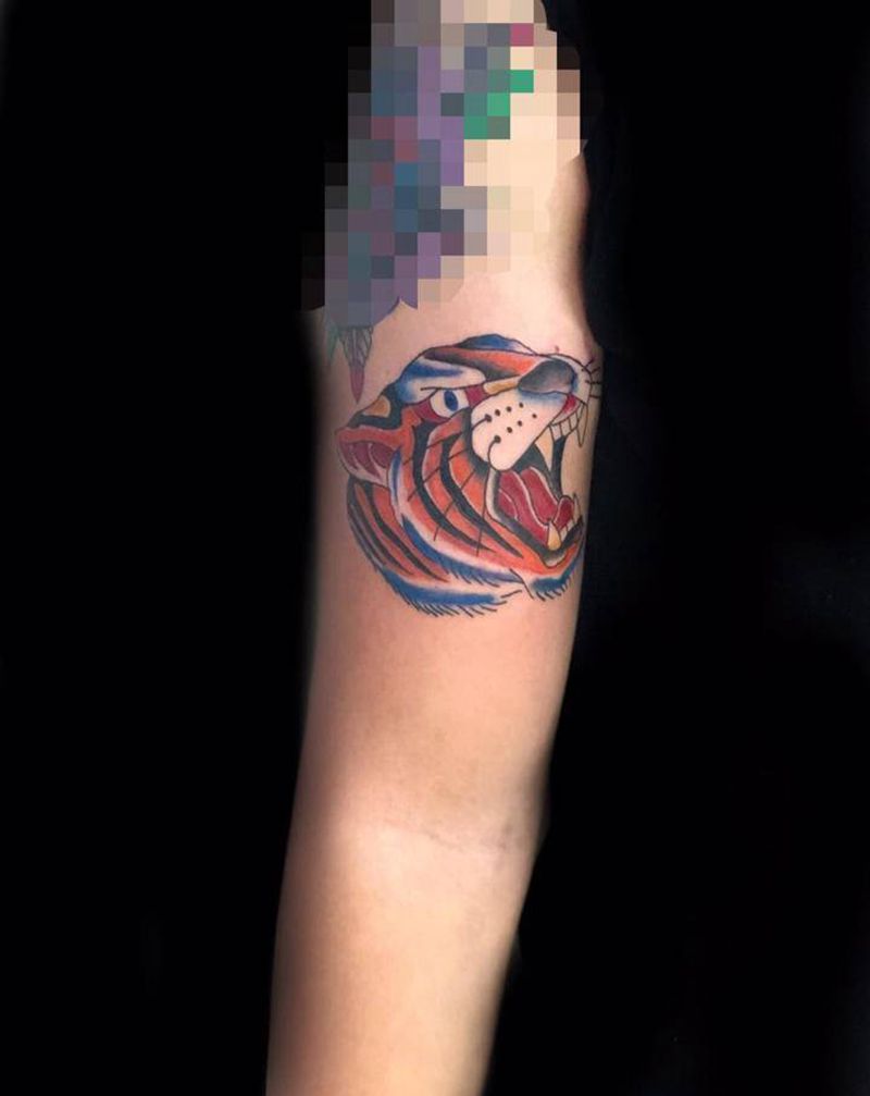 老虎纹身图片_Old School纹身图案