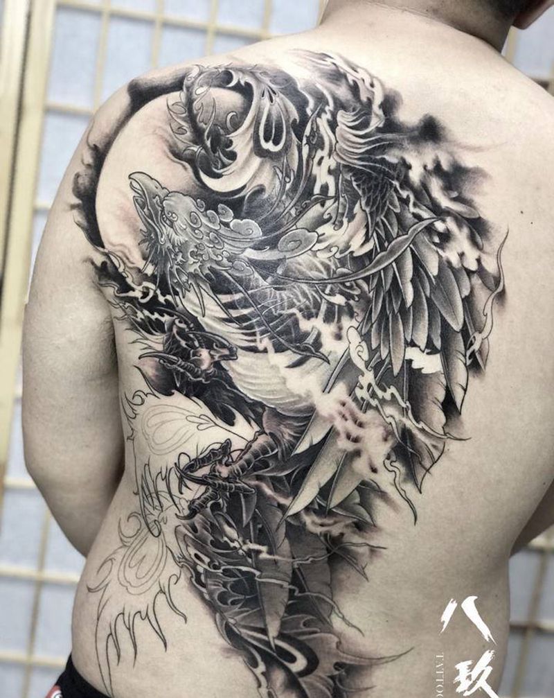 未完纹身图片_背部纹身图案