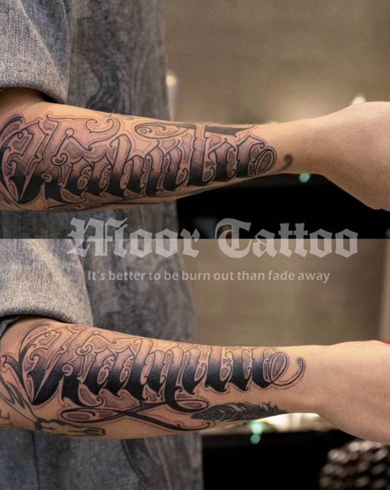 花体字纹身图片_手臂花体字纹身图案