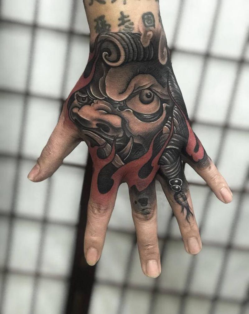 不动明王纹身图片_手部纹身图案