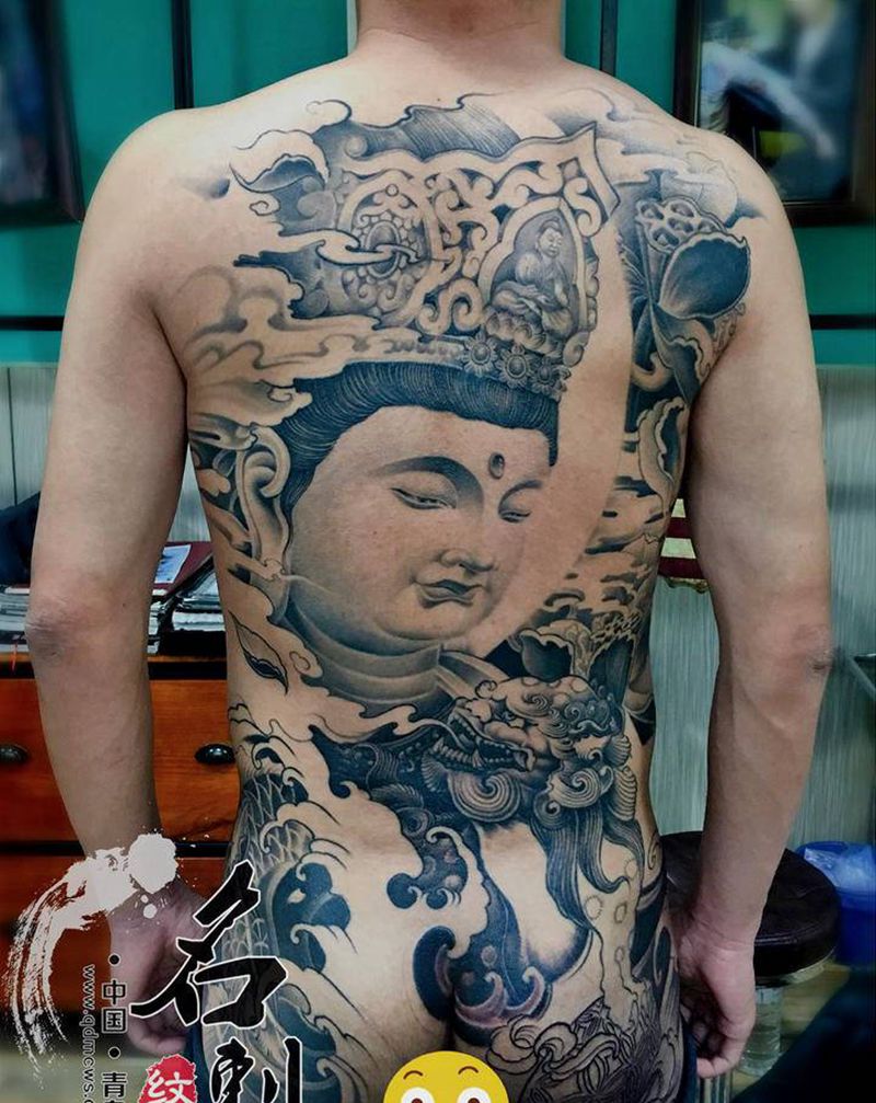 文殊菩萨纹身图片_背部新传统老传统纹身图案