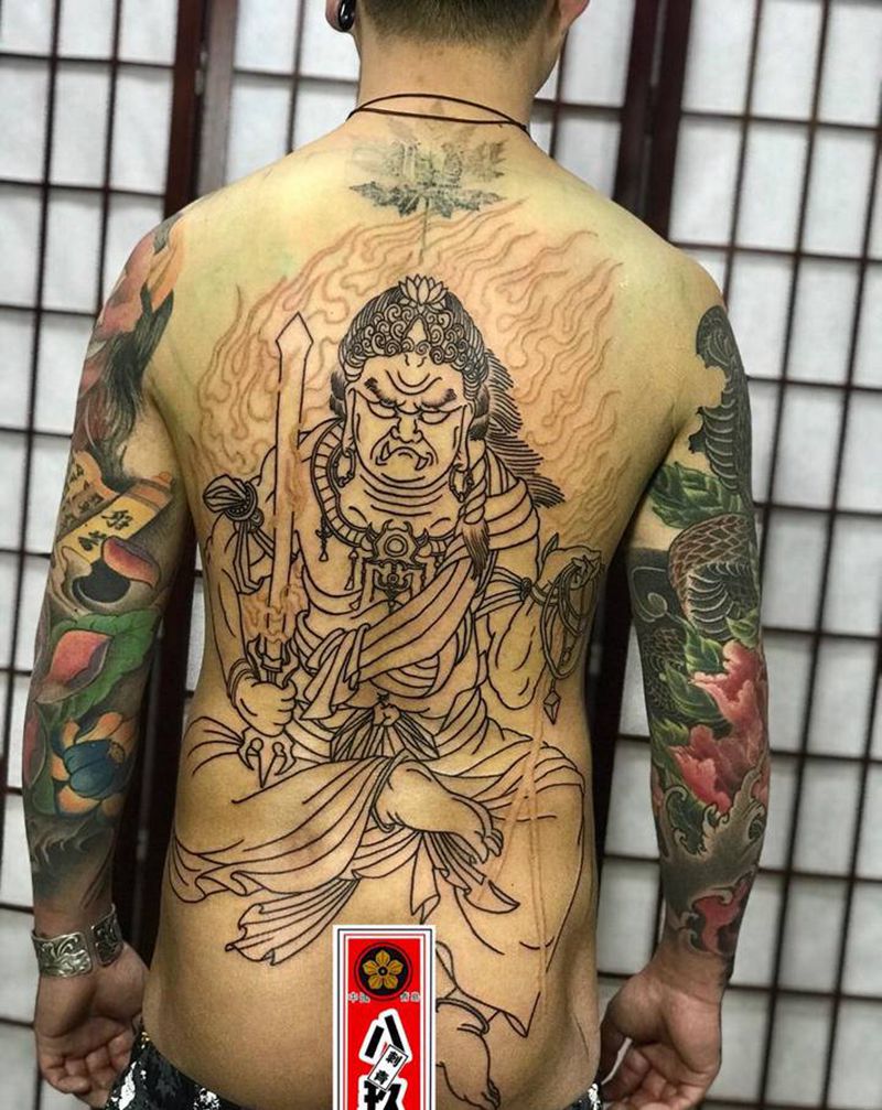 不动明王纹身图片_老传统纹身图案