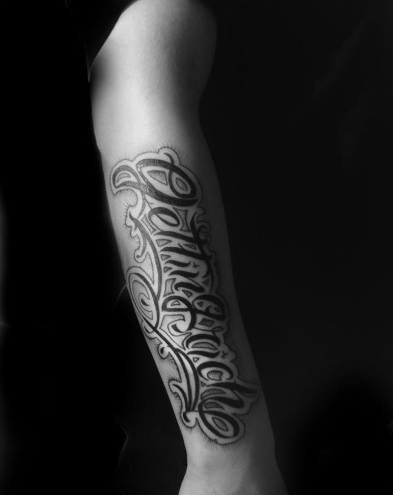 花体致富纹身图片_花体字纹身图案