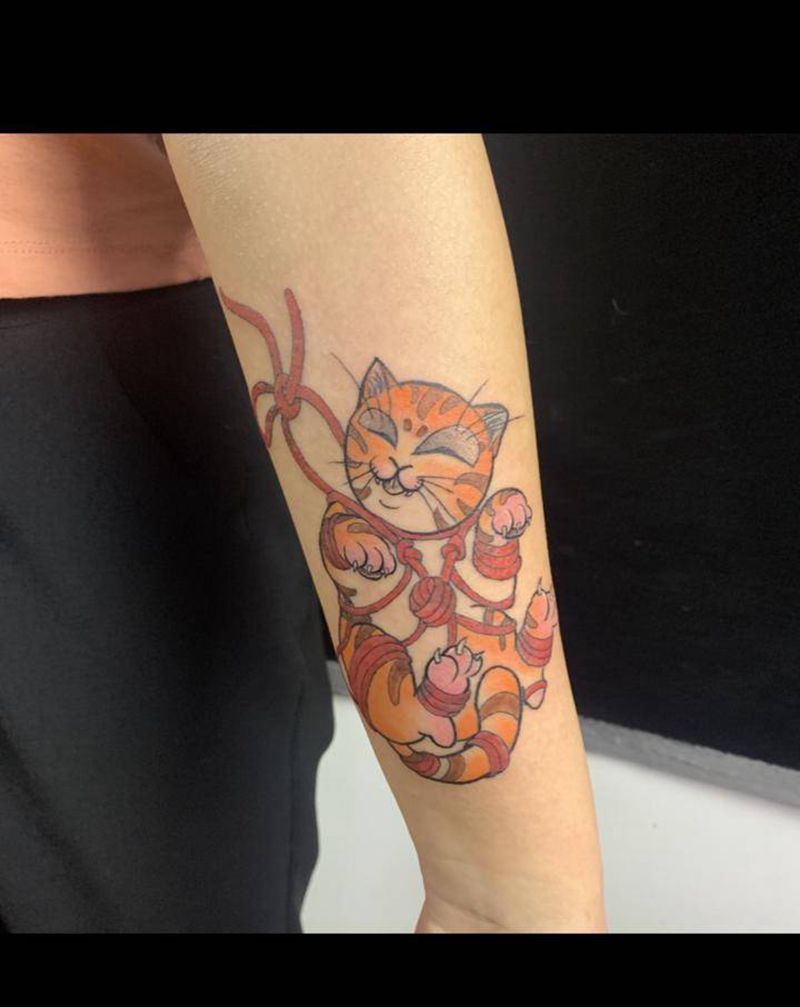 捆绑小猫咪纹身图片_New School纹身图案