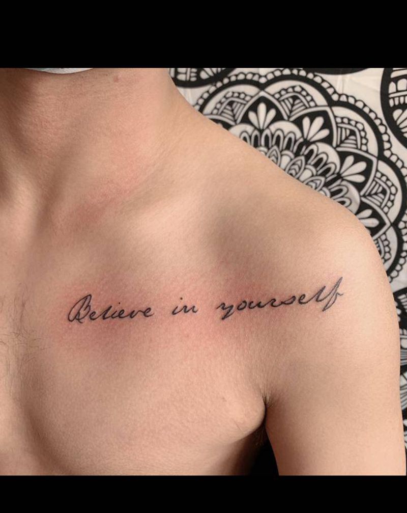 小字母纹身图片_小字母纹身图案