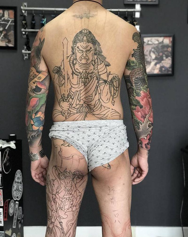 满背，进度10%纹身图片_老传统纹身图案