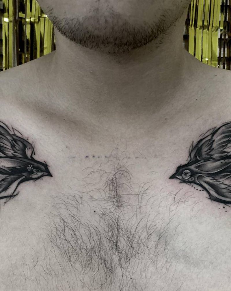 燕子纹身图片_胸部New School素描纹身图案