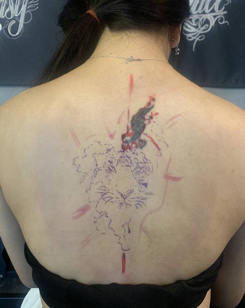 水彩纹身图片_背部水彩纹身图案