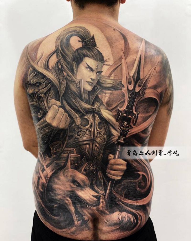 二郎真君4纹身图片_背部新传统欧美写实二郎神杨戬纹身图案