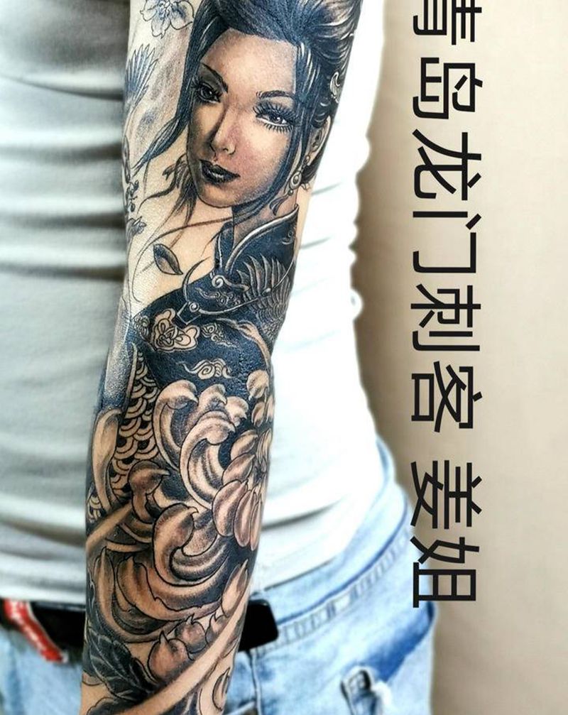 艺伎与菊花纹身图片_手臂新传统纹身图案