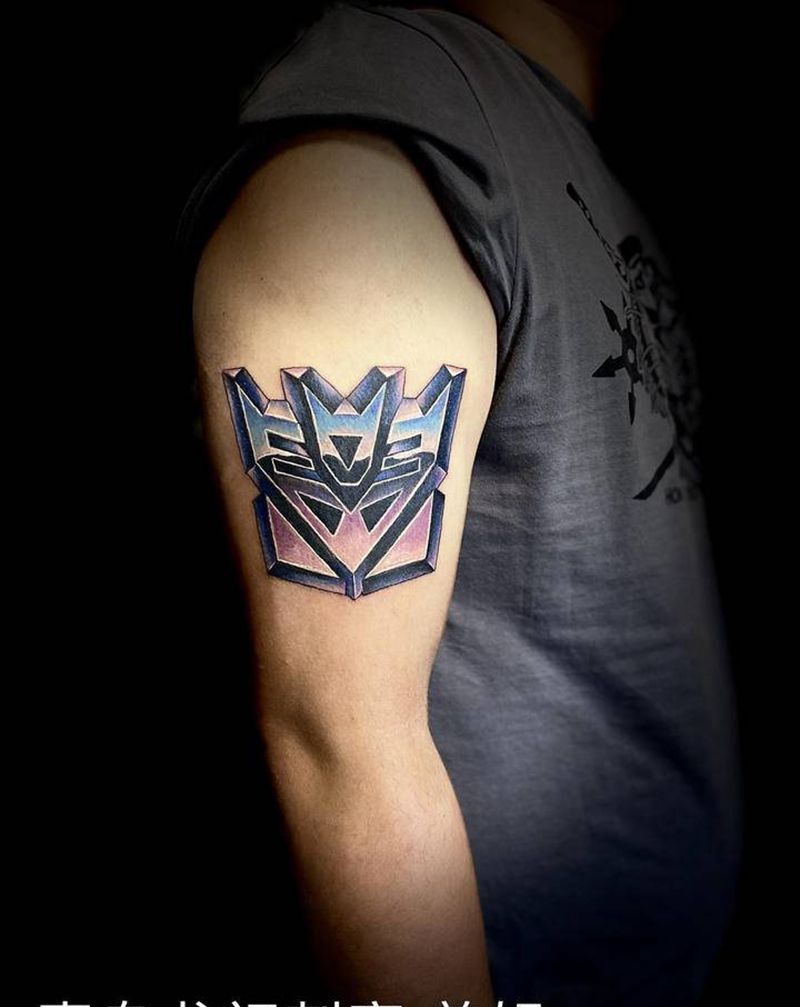 霸天虎纹身图片_手臂New School欧美写实纹身图案