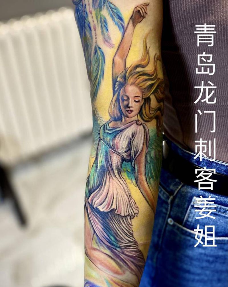天使纹身图片_手臂欧美写实水彩纹身图案
