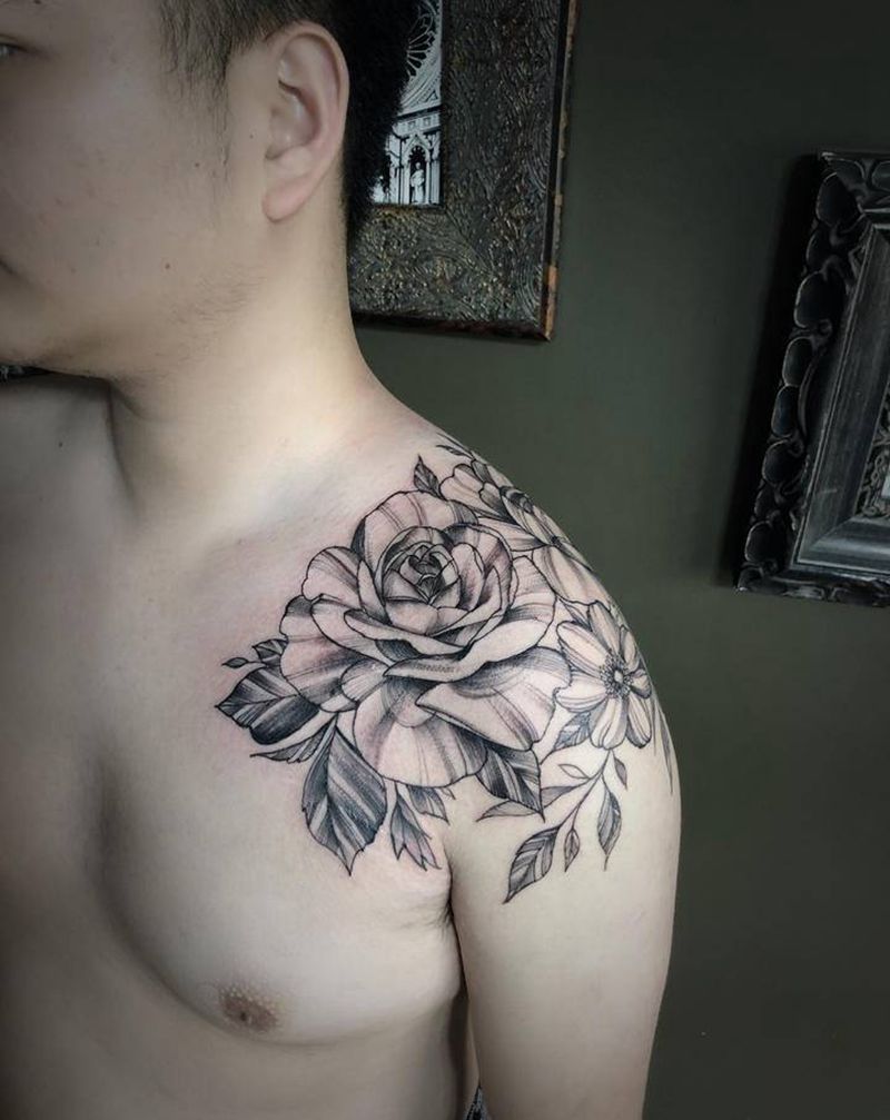 素花纹身图片_肩部纹身图案