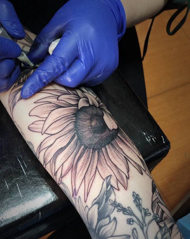 向日葵 主题花臂纹身图片_手臂纹身图案