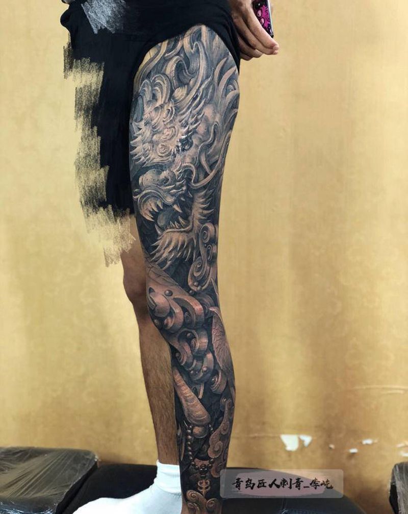 石雕龙腿纹身图片_腿部新传统欧美写实石雕龙纹身图案