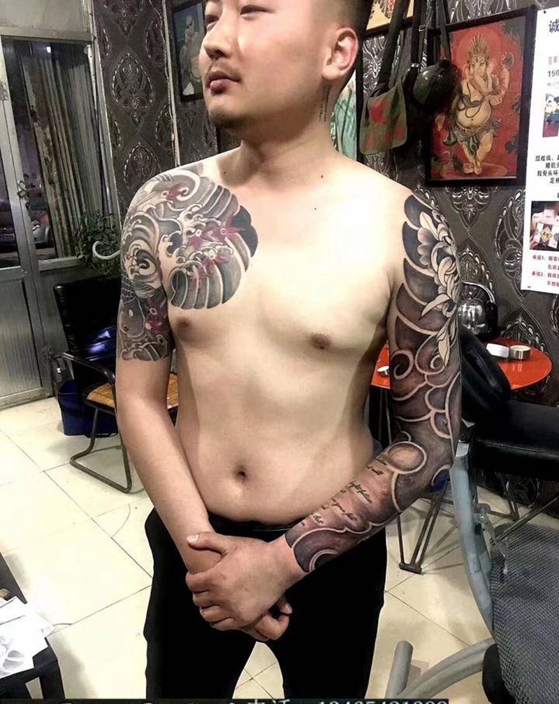 近期作品纹身图片_手臂背部老传统新传统纹身图案