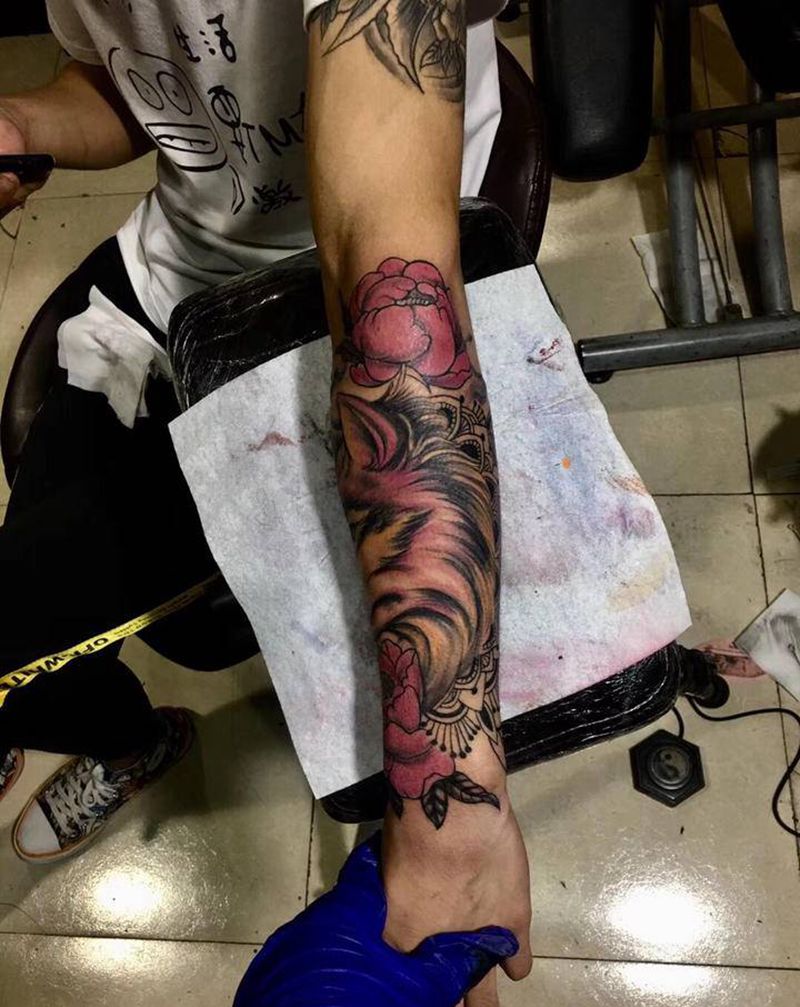 满背纹身图片_背部手臂老传统新传统纹身图案