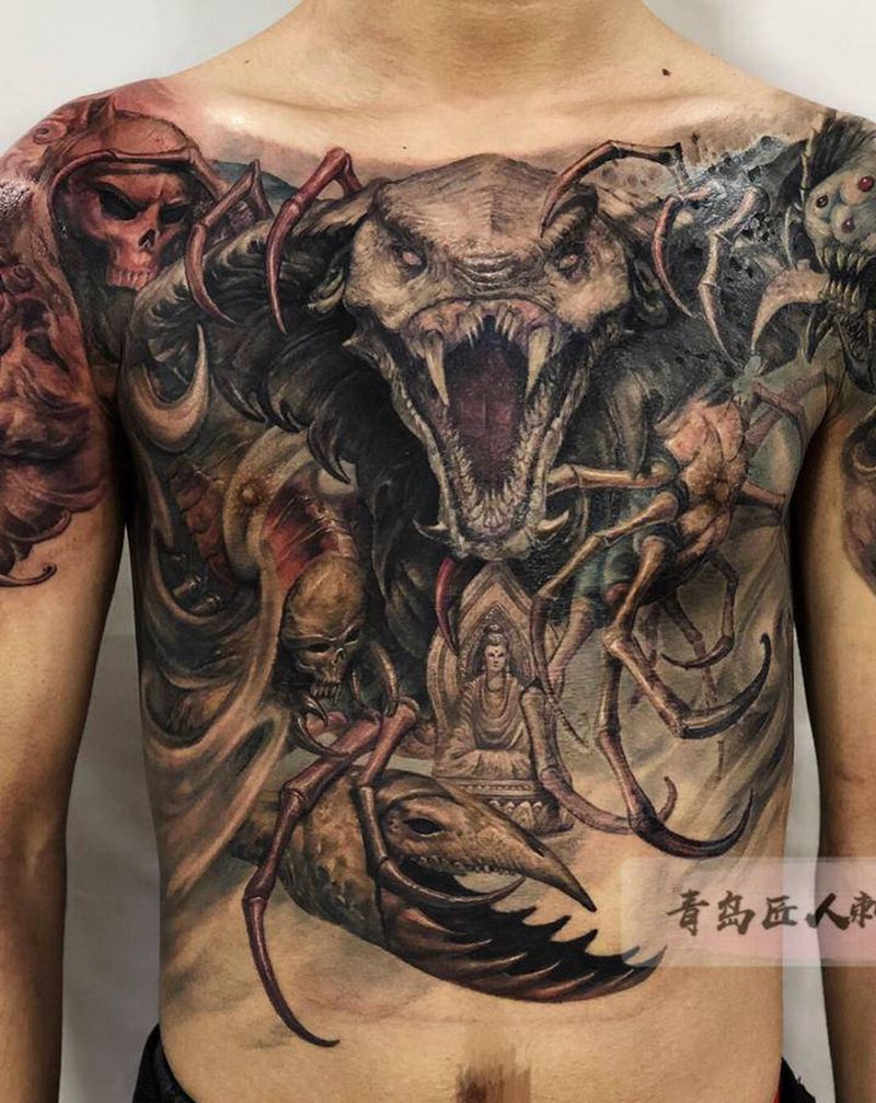 五毒纹身图片_胸部肩部新传统欧美写实五毒蛇纹身图案