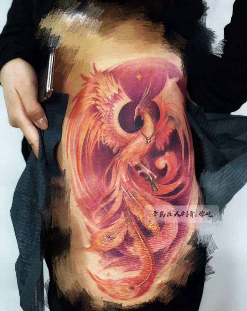 彩色凤凰纹身图片_腿部新传统欧美写实凤凰彩色纹身图案